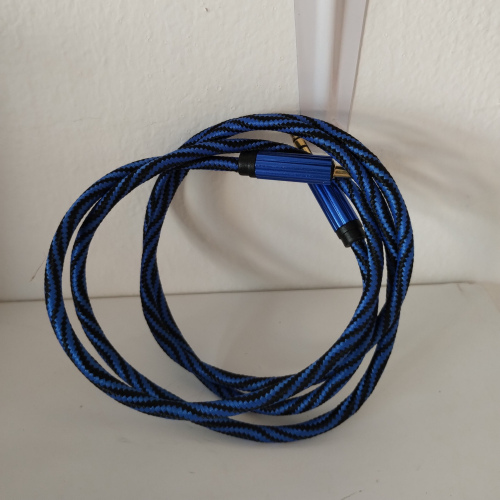 Cable auxiliar